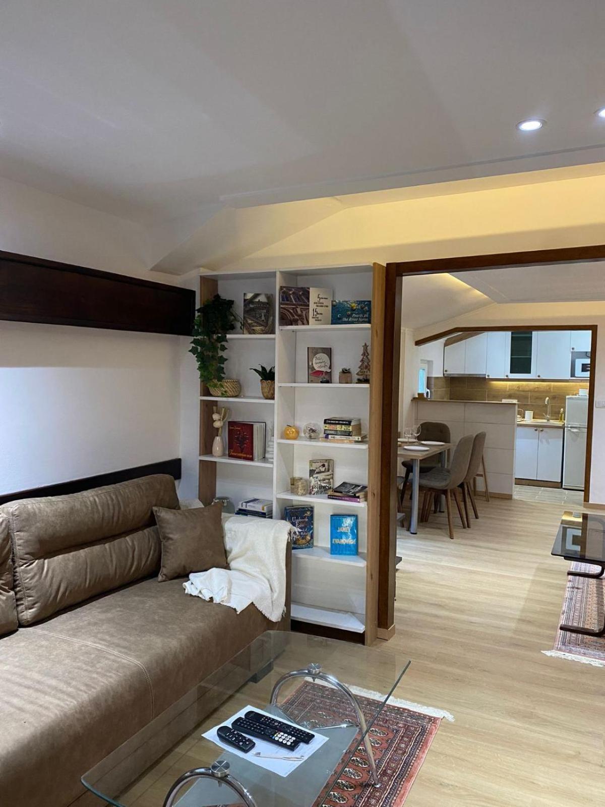 Kapetan-Misa Apartamento Belgrado Exterior foto